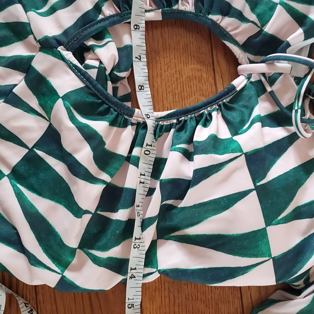 Bathing suit - Picture 7 of 7